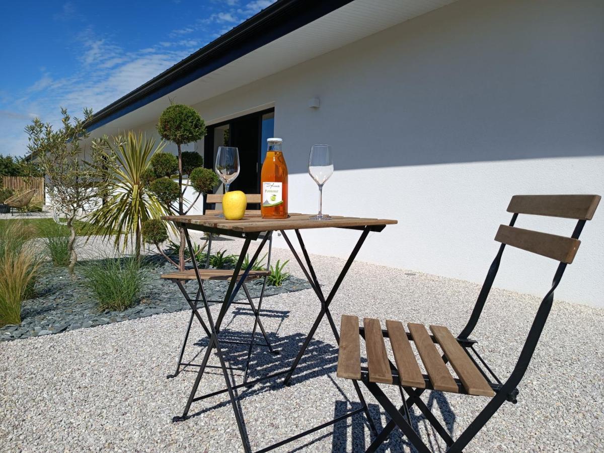 Maison Bailly Ducey-Les Cheris ภายนอก รูปภาพ