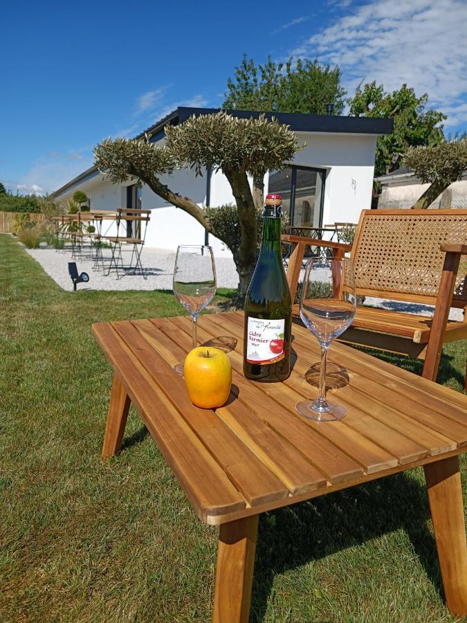 Maison Bailly Ducey-Les Cheris ภายนอก รูปภาพ